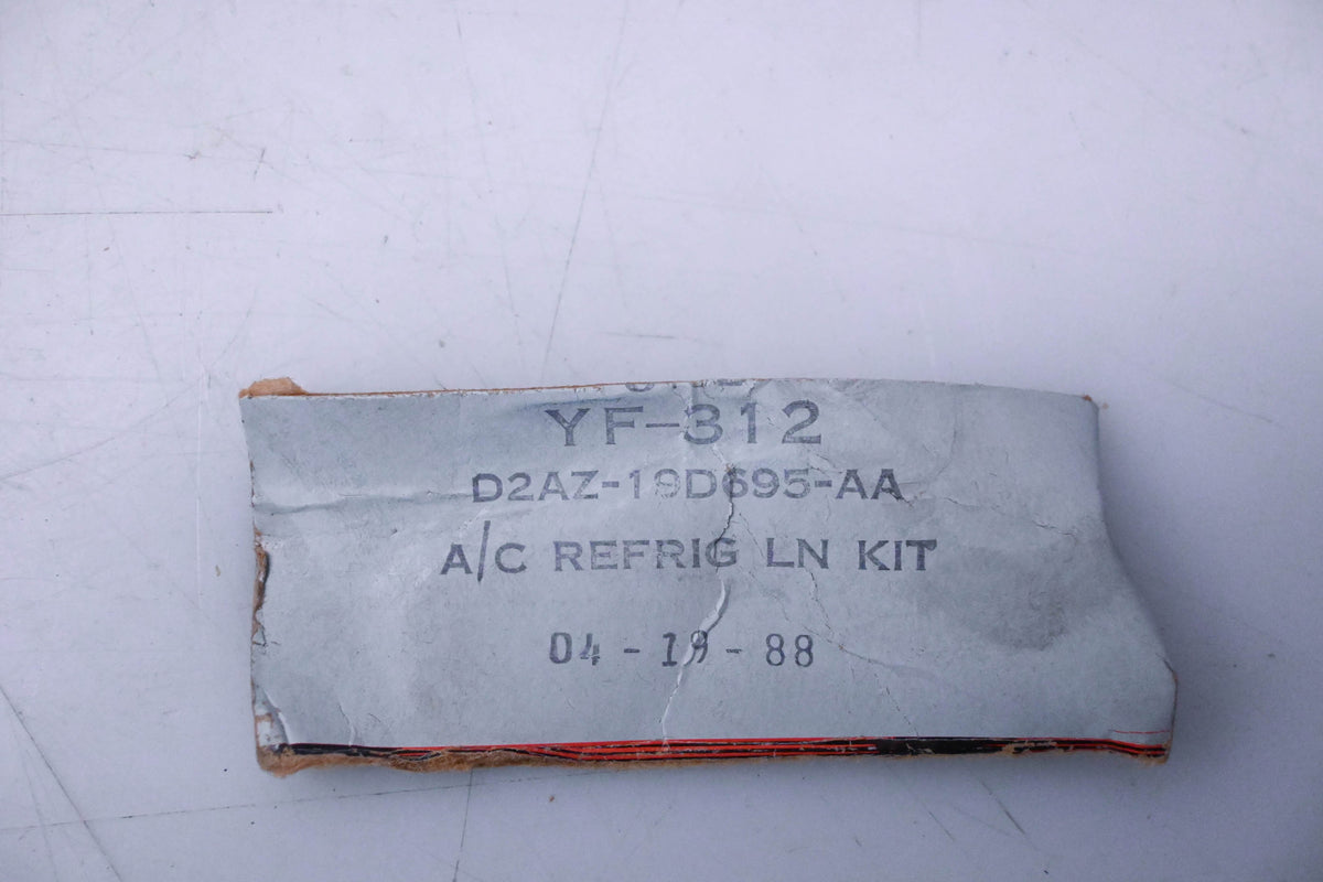 New OEM Motorcraft YF-312, D2AZ-19D695-AA AC Refrigerant Line Kit NOS