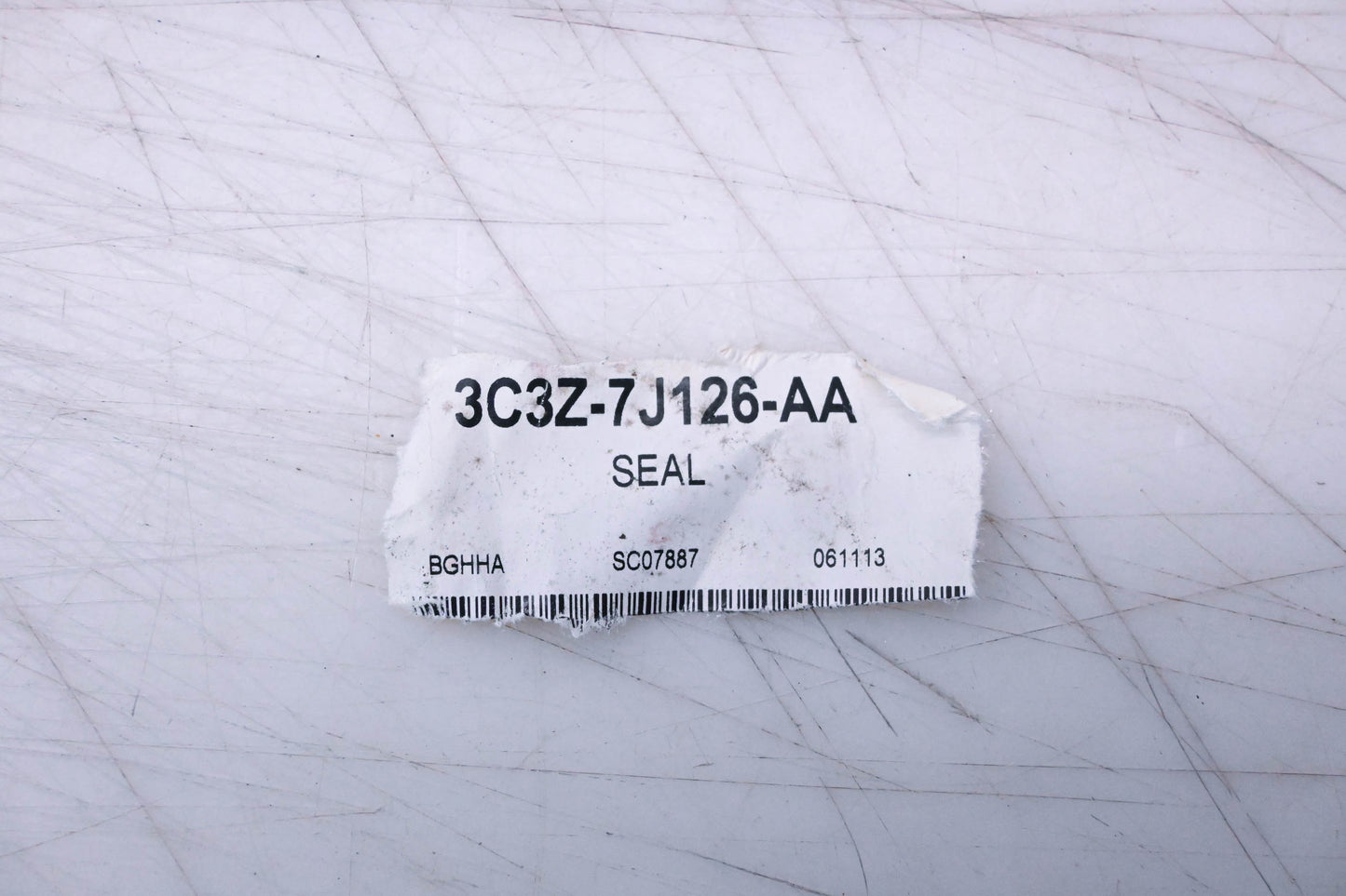 New OEM Ford 3C3Z-7J126-AA Seal NOS
