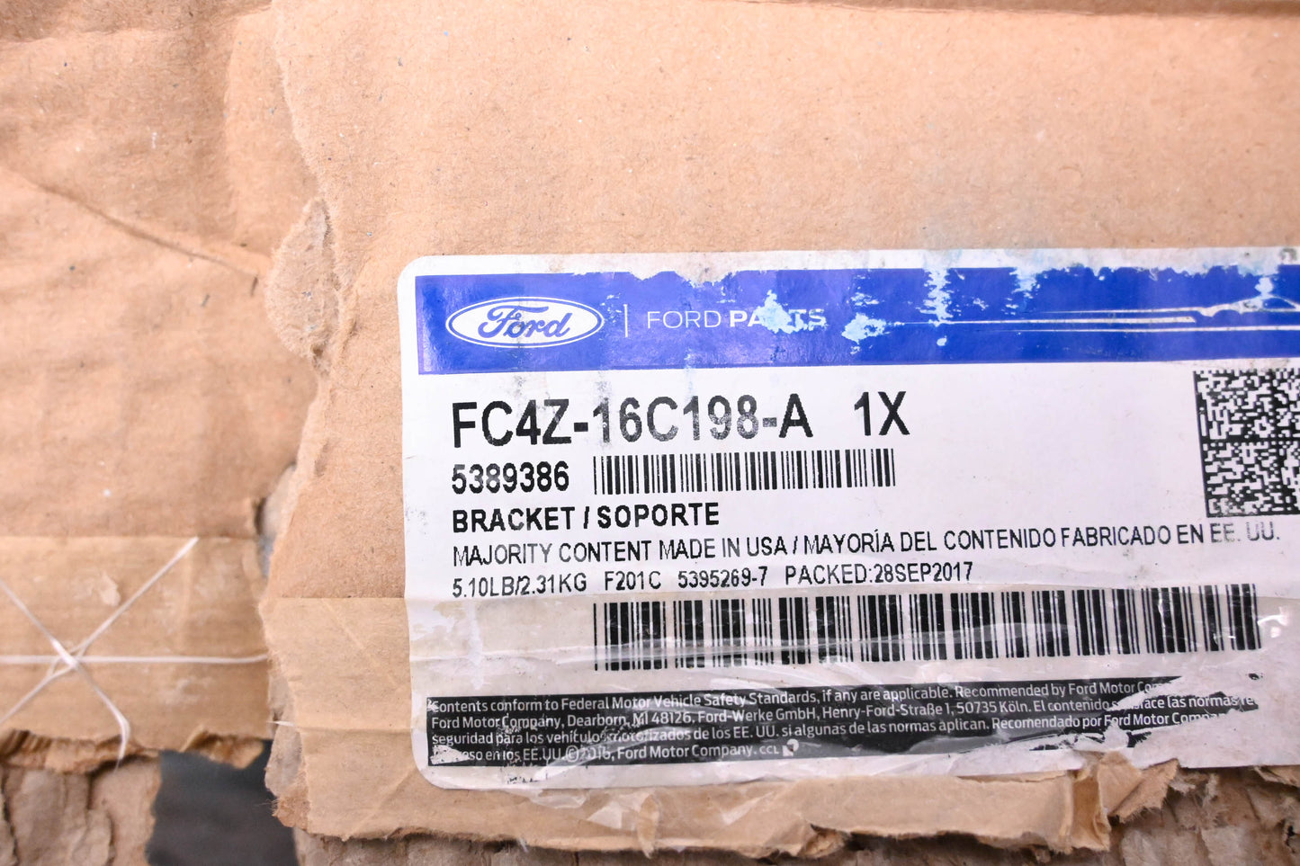 New OEM Ford FC4Z-16C198-A, 5389386 Front Fender Bracket Assembly NOS
