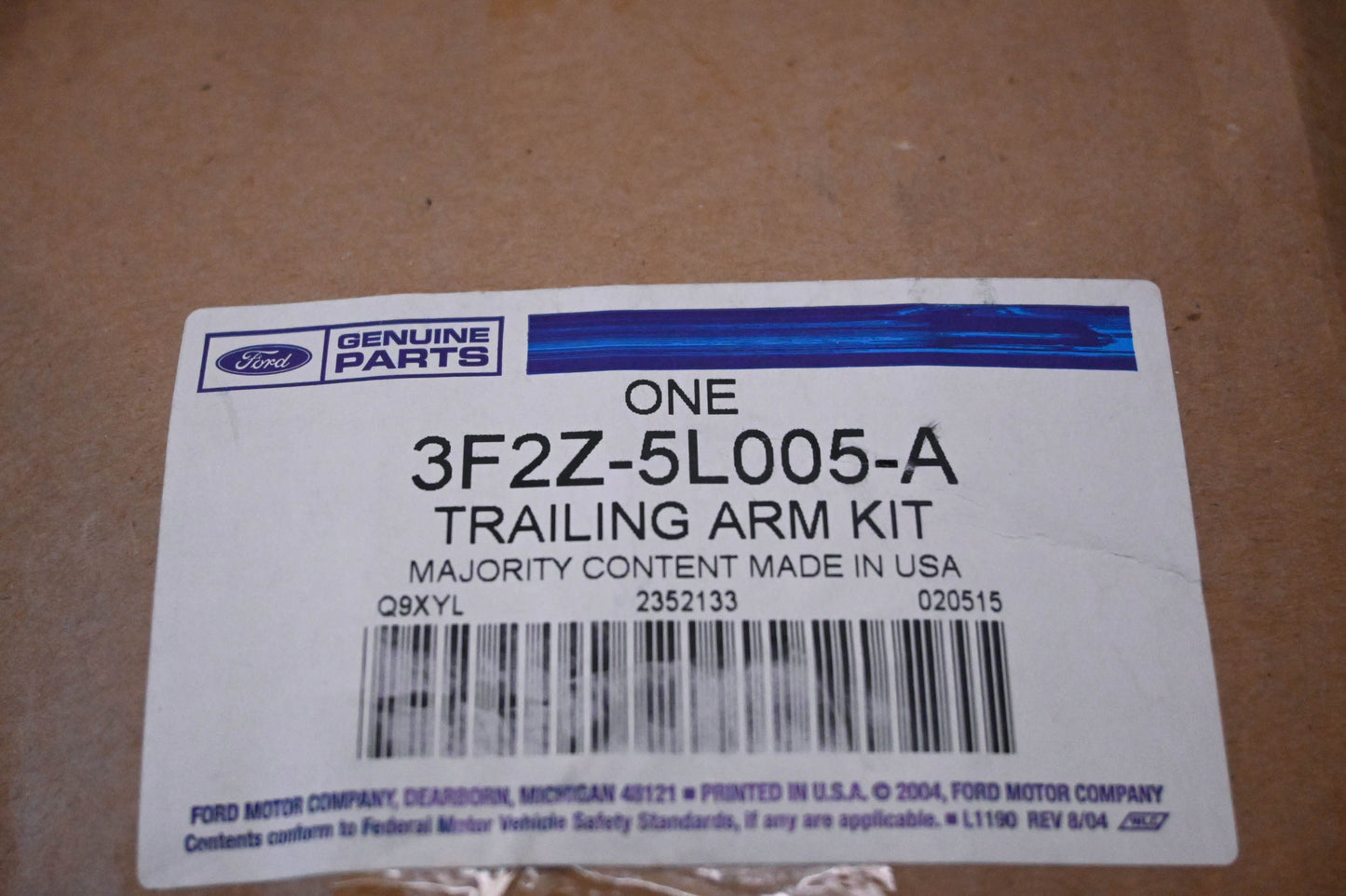 New OEM Ford 3F2Z-5L005-A Suspension Trailing Arm Bracket Assembly Kit NOS