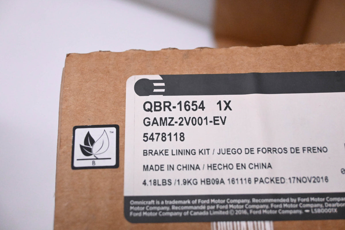 Omnicraft QBR-1654, GAMZ-2V001-EV, 5478118 Front Ceramic Brake Kit NOS