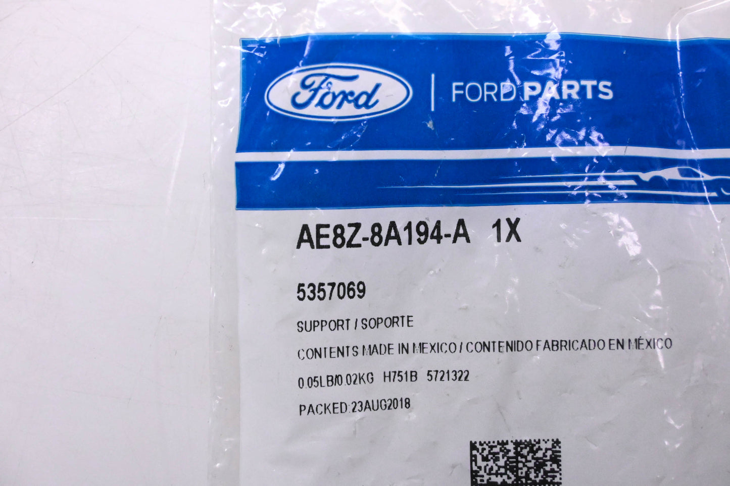 New OEM Ford AE8Z-8A194-A, 5357069 Upper Radiator Bracket NOS