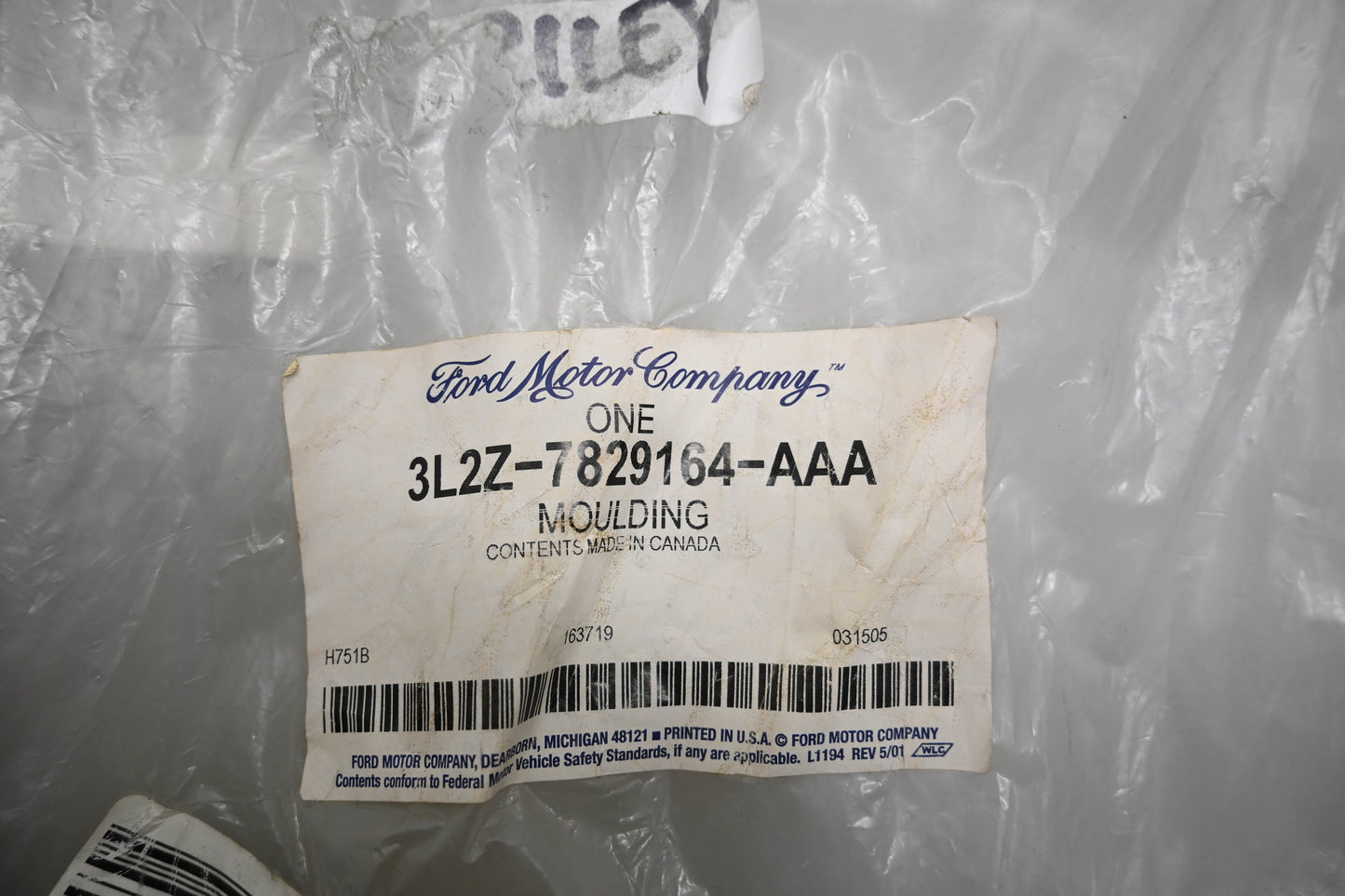 New OEM Ford 3L2Z-7829164-AAA Fender Flare NOS