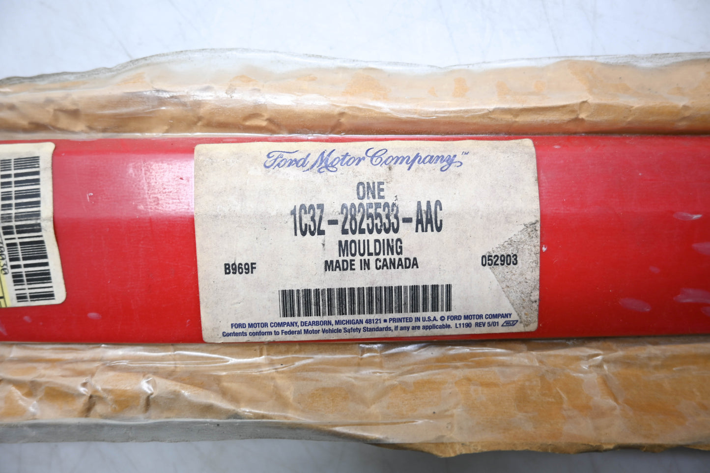 New OEM Ford 1C3Z-2825533-AAC Moulding NOS