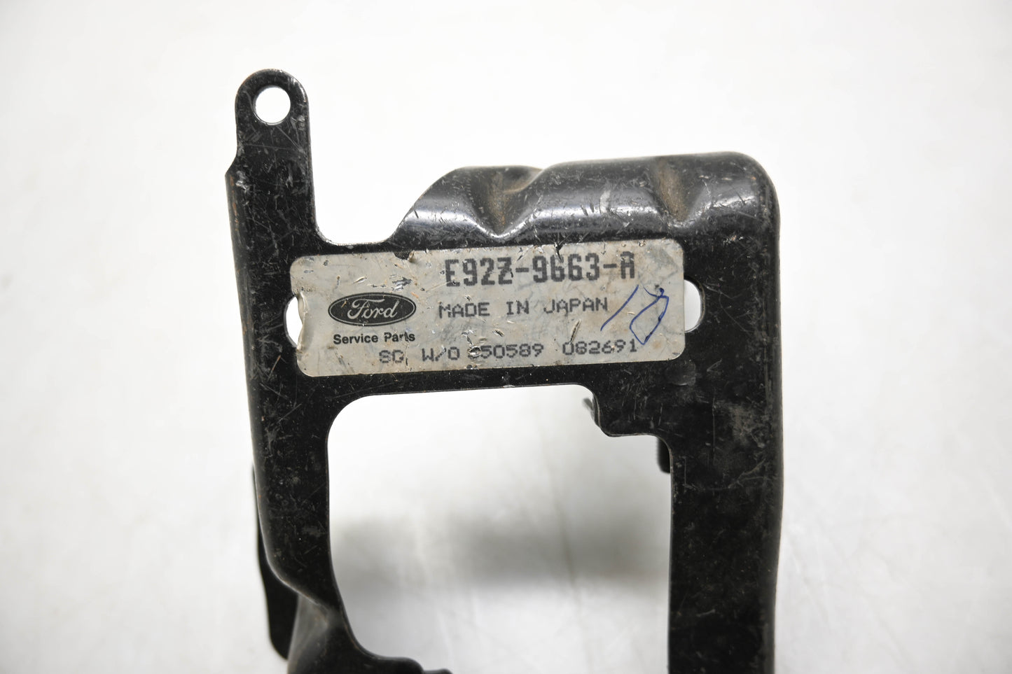 New OEM Ford E92Z-9663-A Bracket NOS