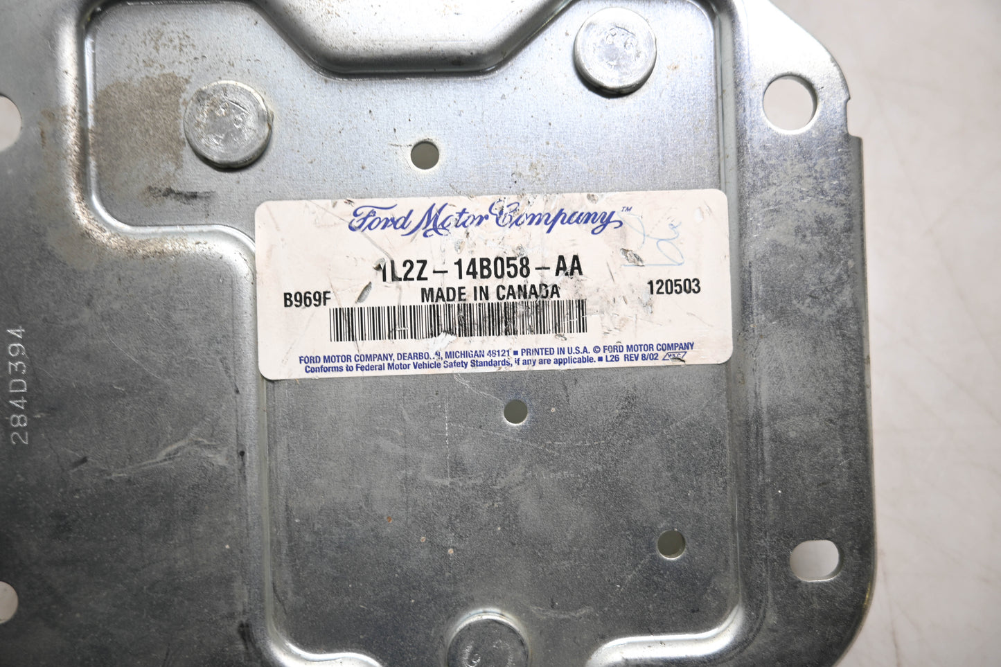 New OEM Ford 1L2Z-14B058-AA Relay Bracket NOS