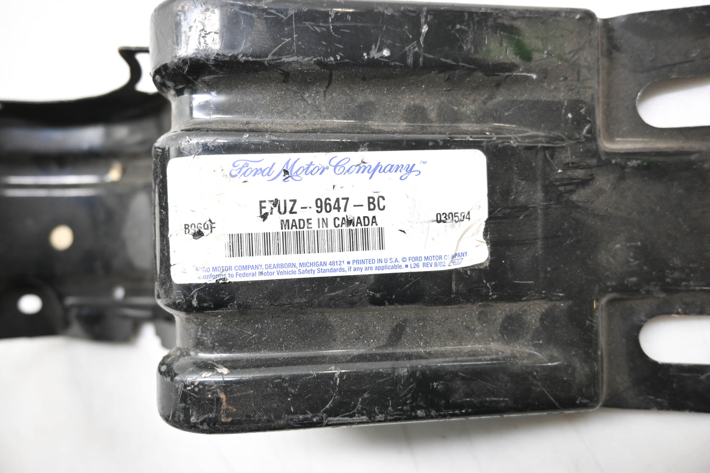 New OEM Ford F7UZ-9647-BC, F7UX-9647-BC Bracket NOS