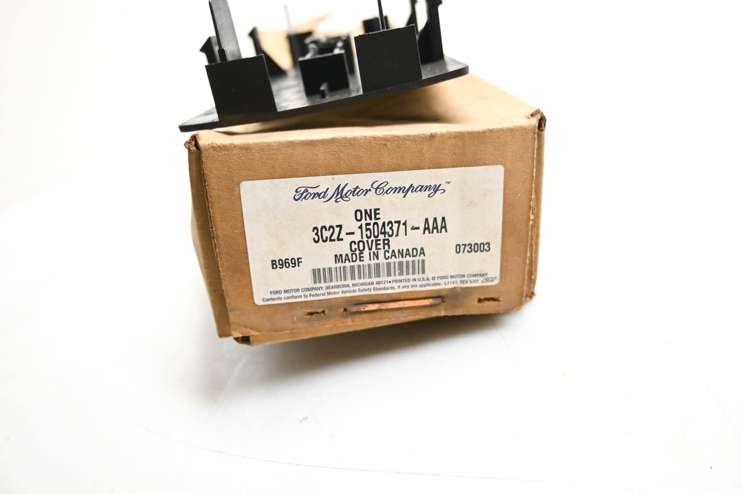 New OEM Ford 3C2Z-1504371-AAA, F8UB-1504371-AAW Interior Trim Cover NOS