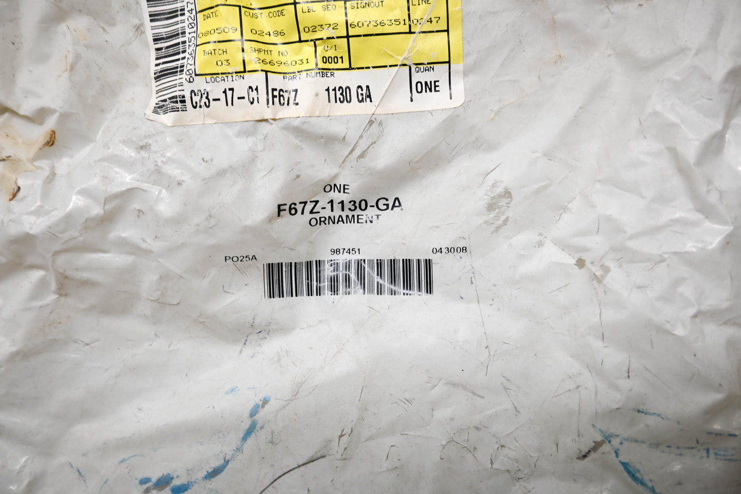 New OEM Ford F67Z-1130-GA, YL24-1A096-EB Chrome Center Cap NOS