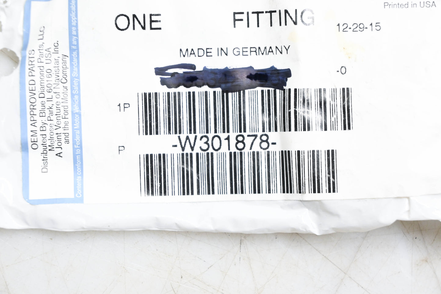 New OEM Ford W301878 Straight Fuel Line Fitting Outlet NOS