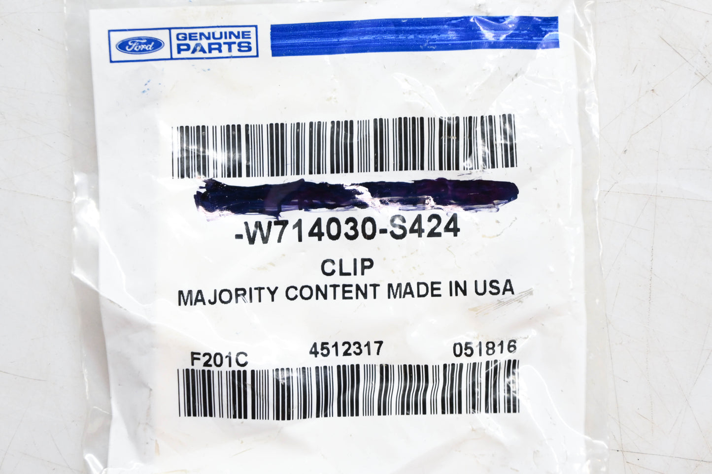 New OEM Ford W714030-S424 Cowl Grille Clip NOS
