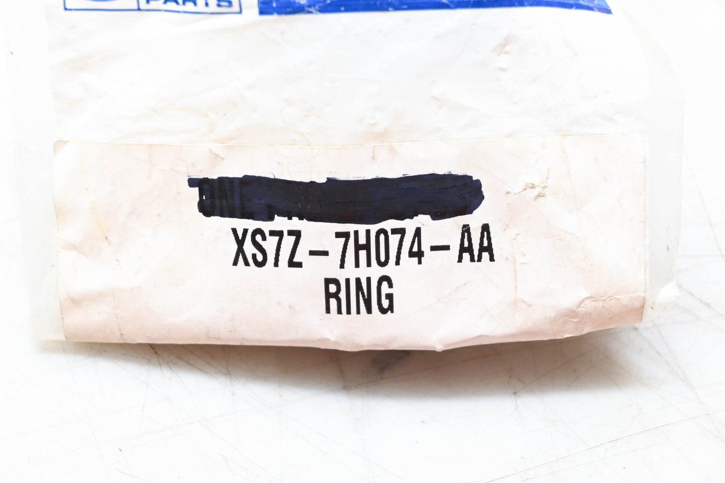 New OEM Ford XS7Z-7H074-AA Transmission Servo Cover Snap Ring NOS