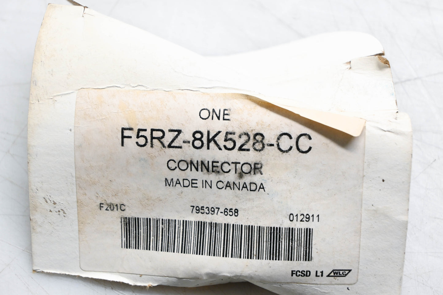 New OEM Ford F5RZ-8K528-CC Thermostat Housing NOS