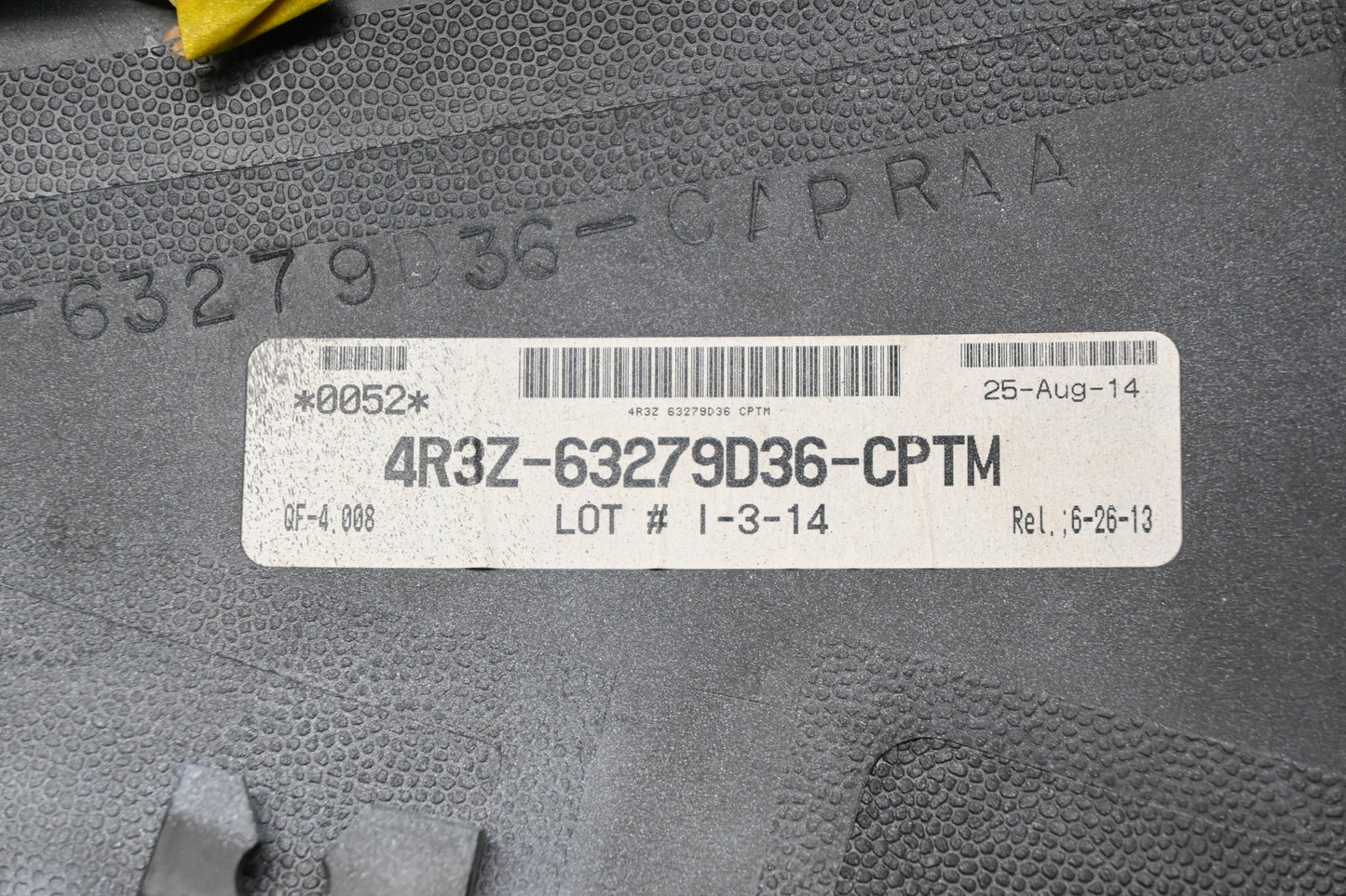 New OEM Ford 4R3Z-63279D36-CPTM Passenger Side Quarter Panel Scoop NOS