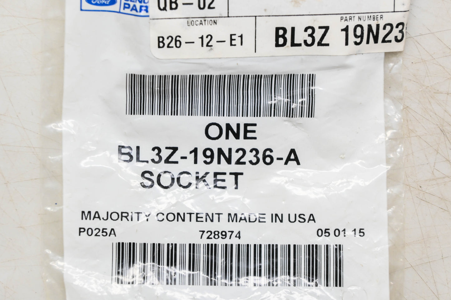 New OEM Ford BL3Z-19N236-A 12V Power Outlet NOS