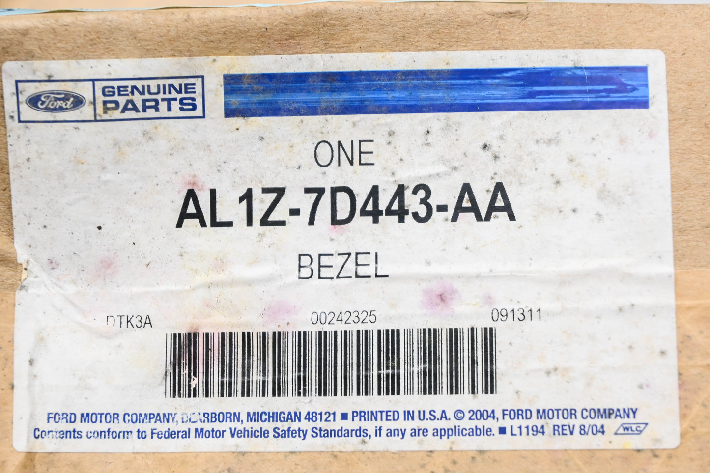 New OEM Ford AL1Z-7D443-AA 07-10 Expedition Shifter Bezel NOS