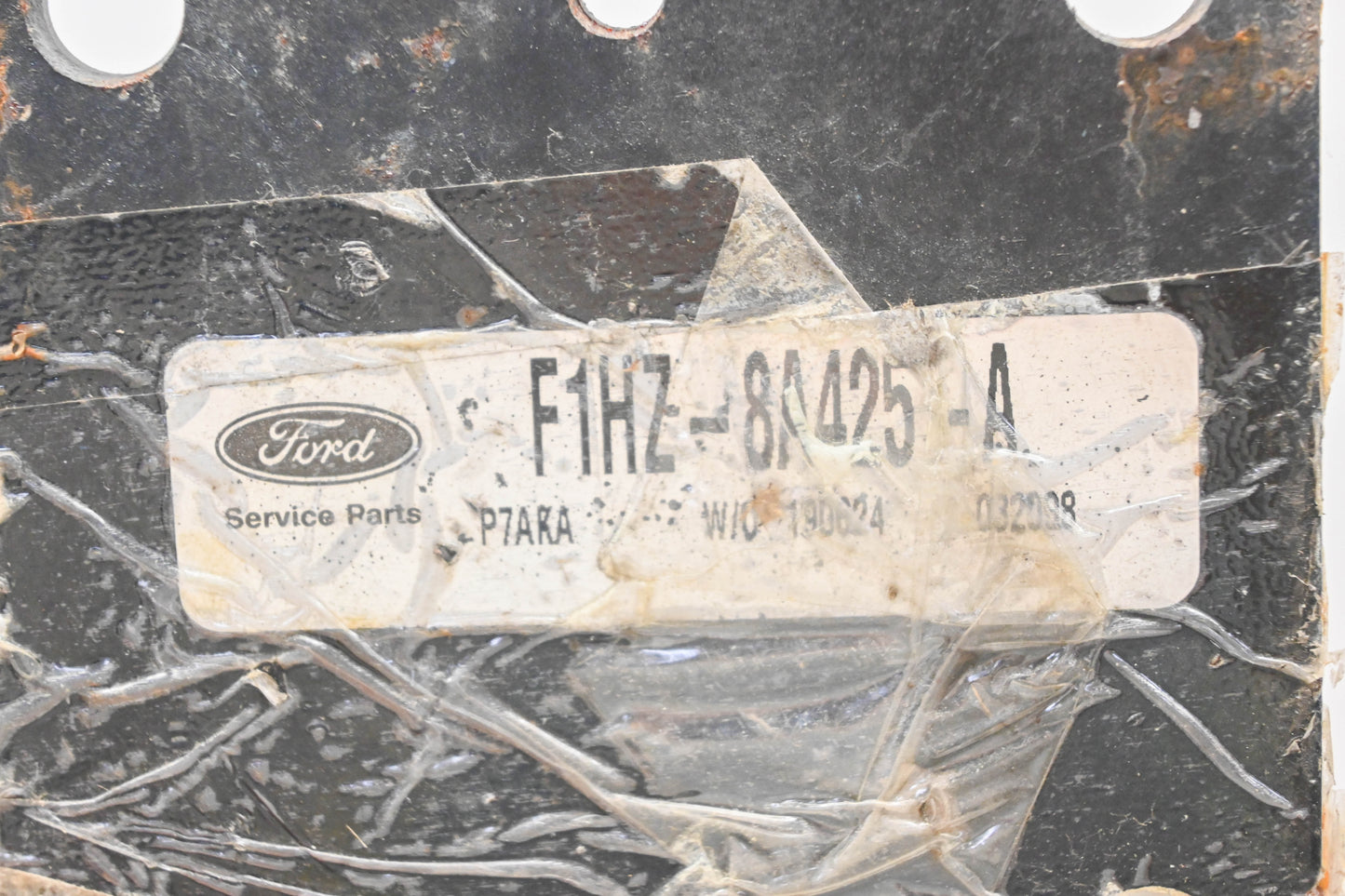 New OEM Ford F1HZ-8A425-A Water Filter Mount Bracket NOS