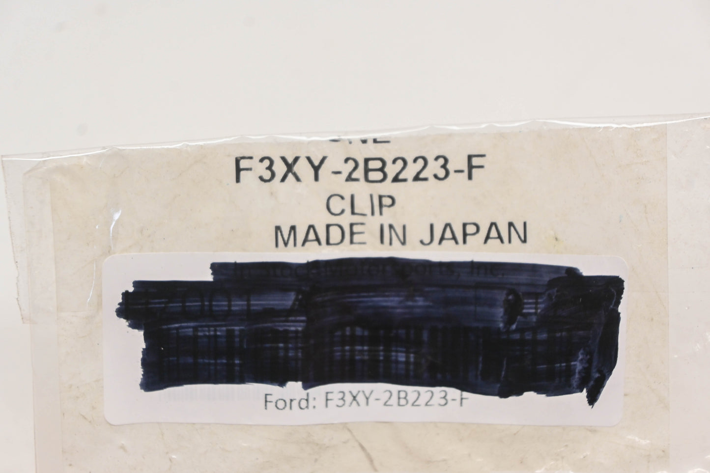 New OEM Ford F3XY-2B223-F Clip NOS