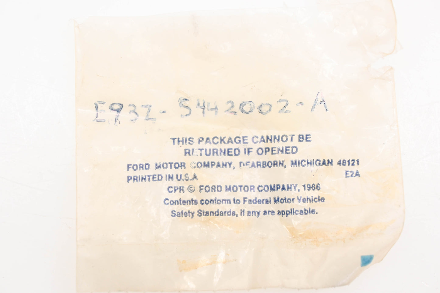 New OEM Ford E93Z-5442002-A Retainer NOS