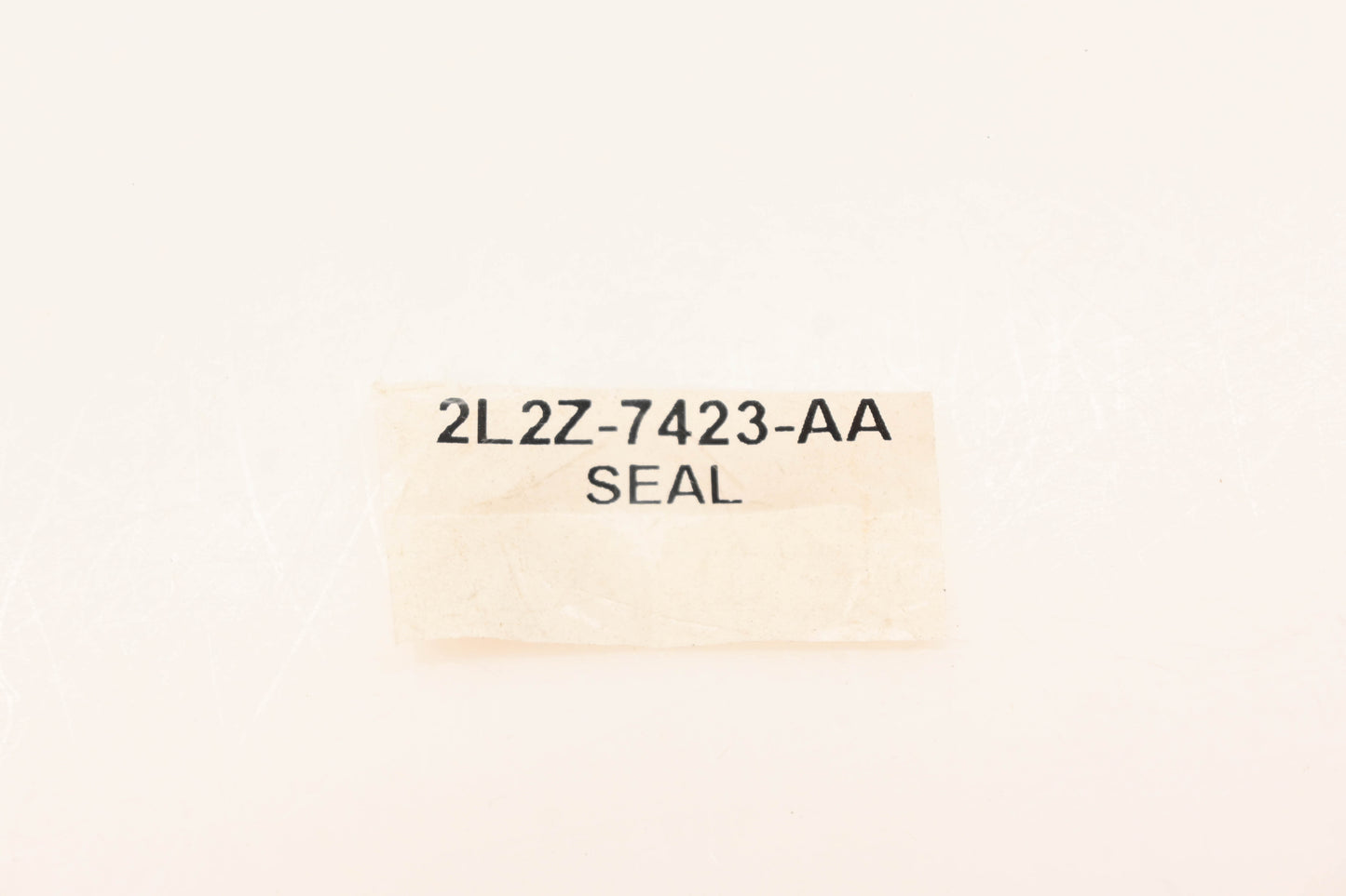 New OEM Ford 2L2Z-7423-AA Seal NOS
