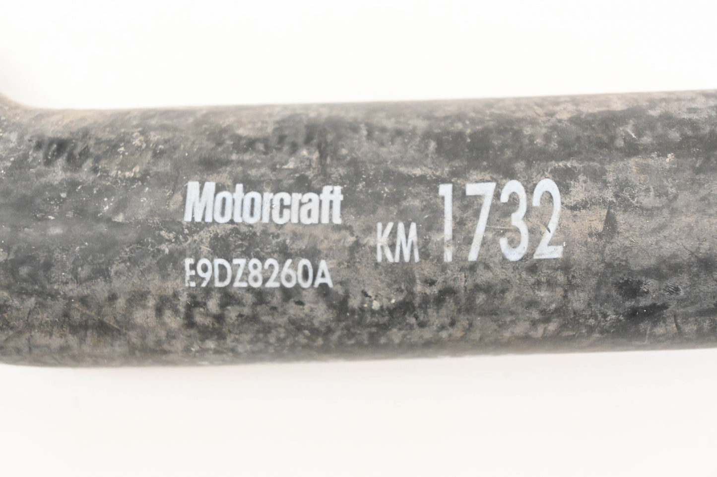 New OEM Motorcraft KM-1732, E9DZ-8260-A, KM1732 Radiator Coolant Hose NOS