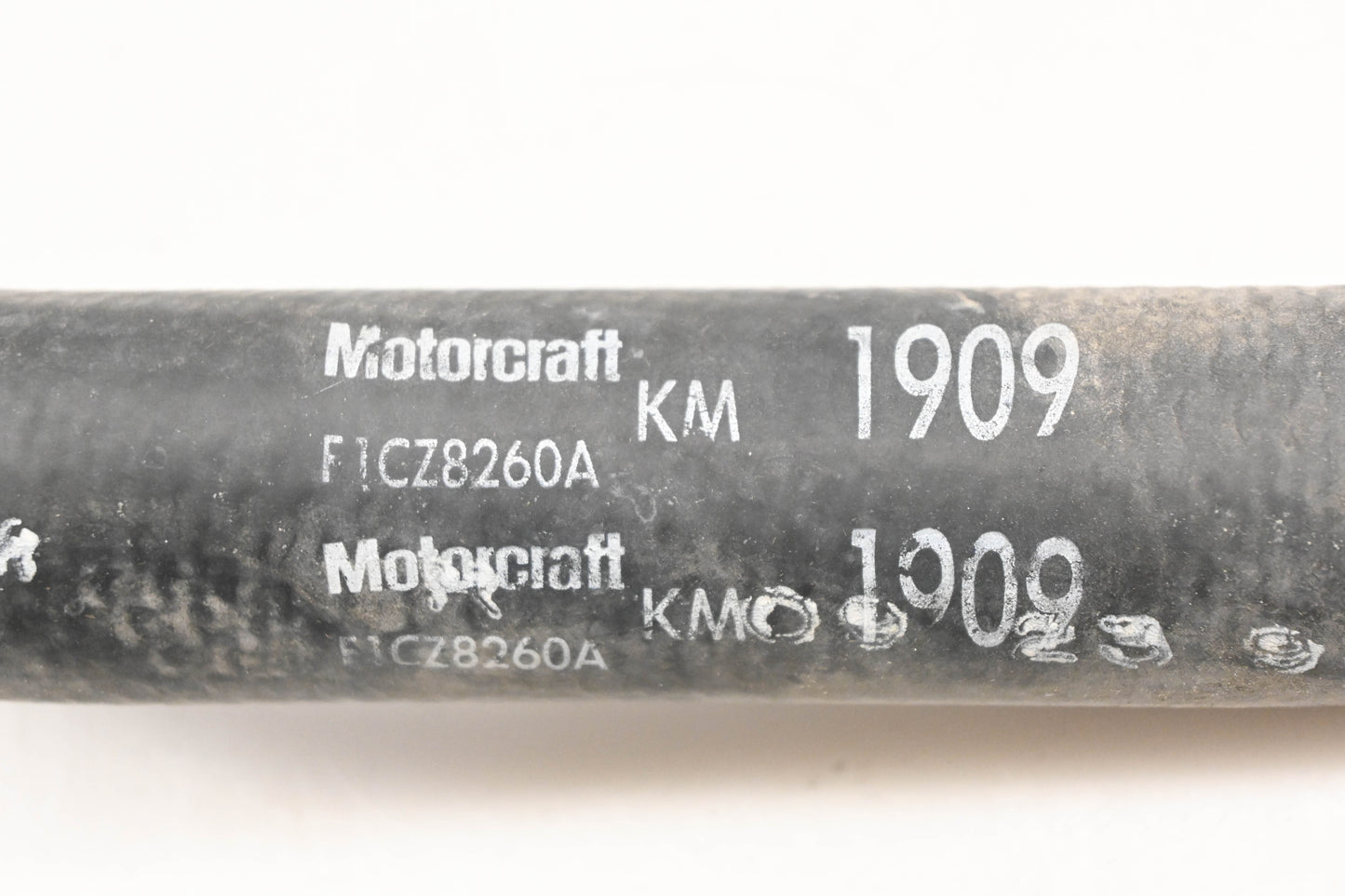 New OEM Motorcraft KM-1909, F1CZ-8260-A, KM1909 Radiator Coolant Hose NOS