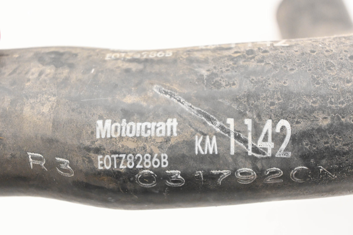 New OEM Motorcraft KM-1142, E0TZ-8286-B, KM1142 Radiator Coolant Hose NOS