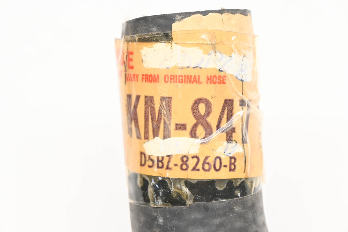 New OEM Motorcraft KM-847, D5BZ-8260-B, KM847 Heater Hose NOS