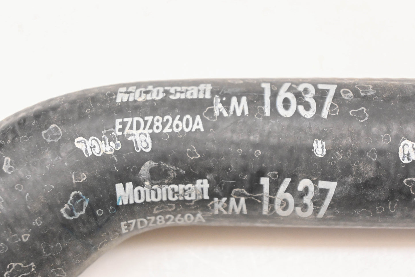 New OEM Motorcraft KM-1637, E7DZ-8260-A, KM1637 Radiator Coolant Hose NOS
