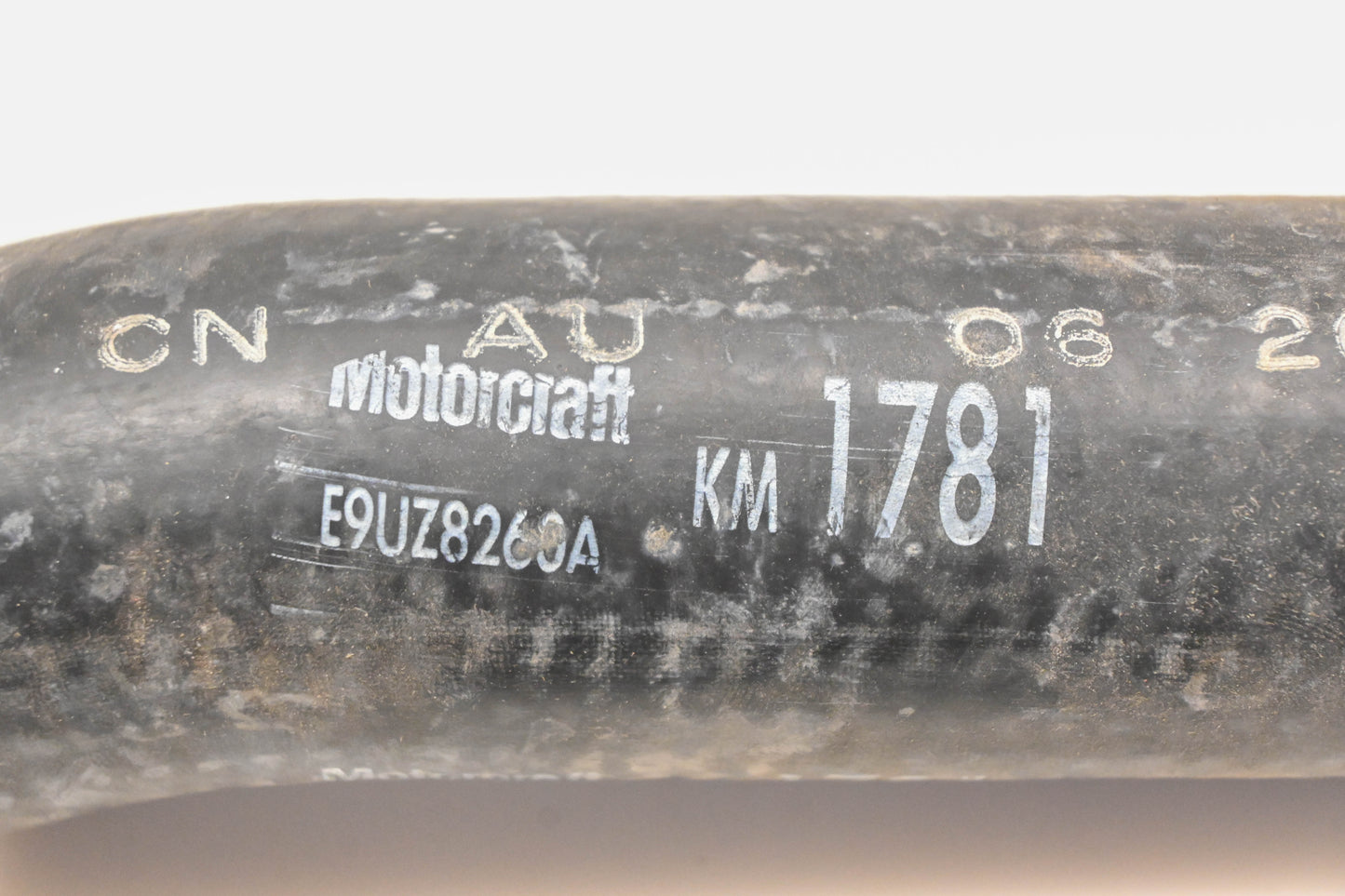 New OEM Motorcraft KM-1781, E9UZ-8260-A, KM1781 Radiator Coolant Hose NOS