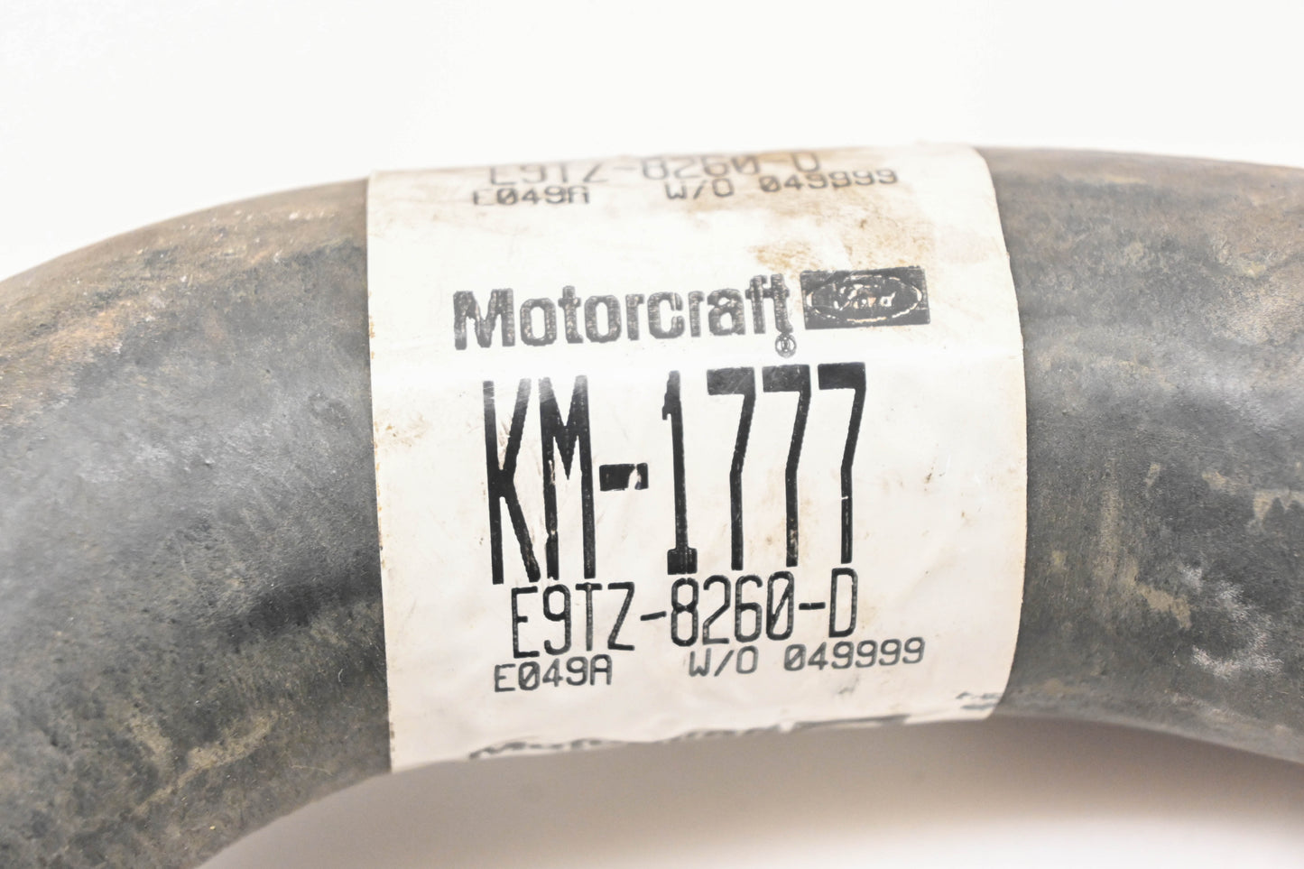 New OEM Motorcraft KM-1777, E9TZ-8260-D, E9TA-8260-FA Radiator Coolant Hose NOS