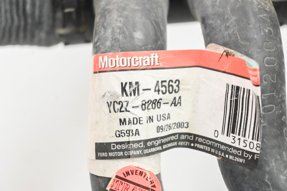 New OEM Motorcraft KM-4563, YC2Z-8286-AA, KM4563 Radiator Hose Assembly NOS