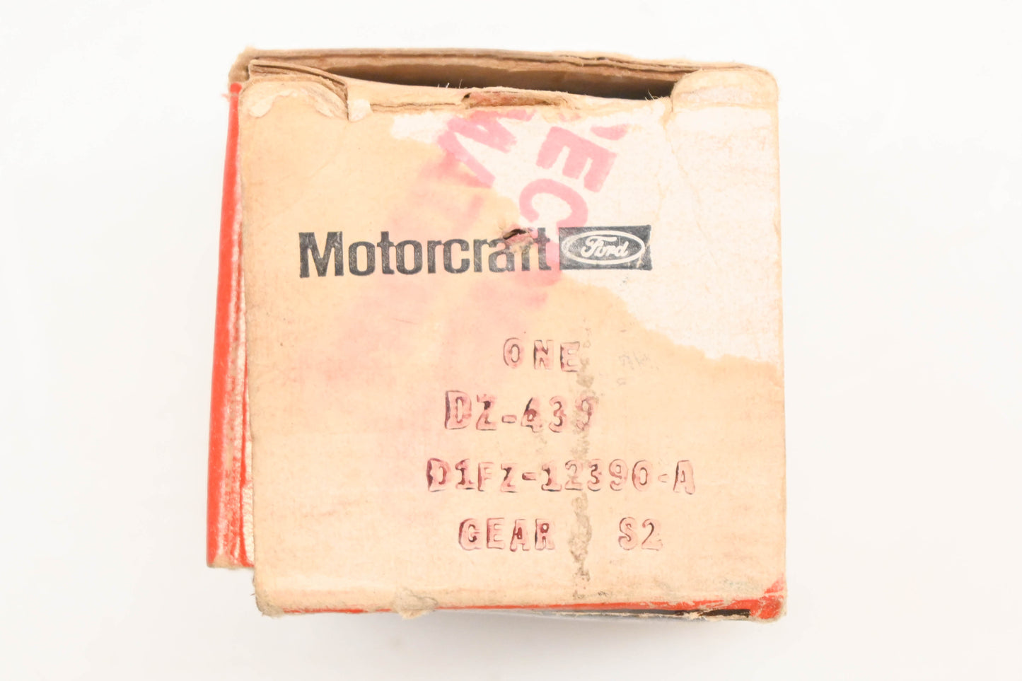 New OEM Ford DZ-439, D1FZ-12390-A Distributor Gear NOS