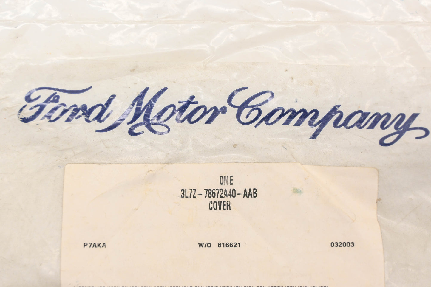 New OEM Ford 3L7Z-78672A40-AAB Console Panel Plug Cover NOS