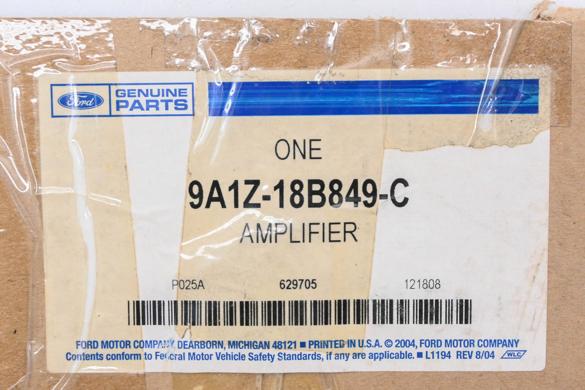 New OEM Ford 91AZ-18B849-C, 8A5T-18B849 Amplifier NOS