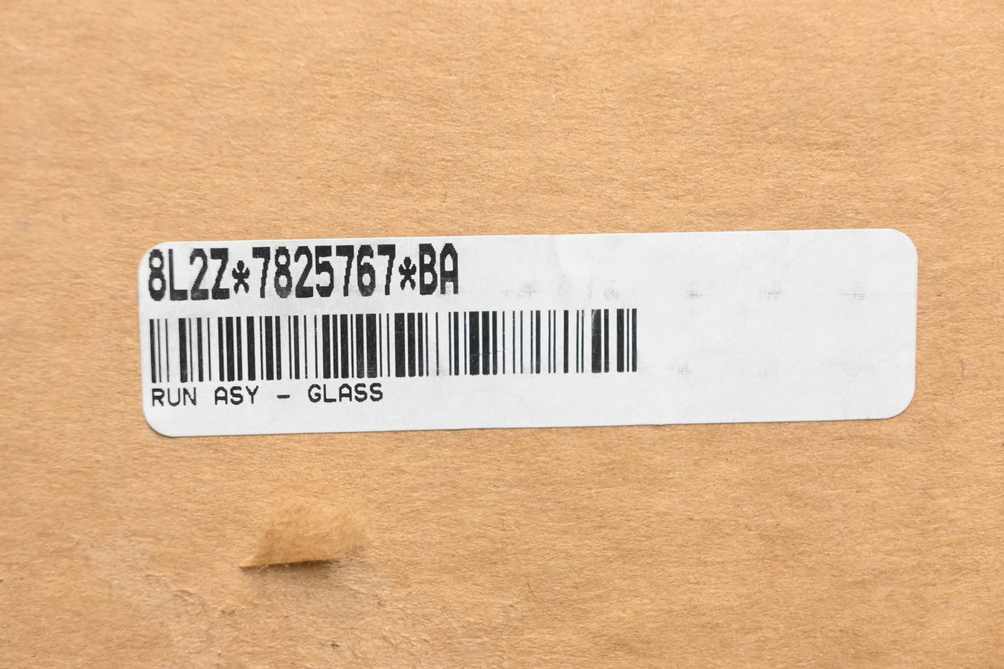 New OEM Ford 8L2Z-7825767-BA, DV10095YPY Carlite Rear Right Vent Glass Assembly NOS