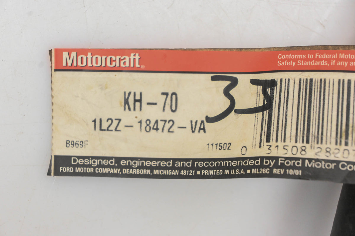 New OEM Motorcraft KH-70, 1L2Z-18472-VA, KH70 Heater Hose Assembly NOS