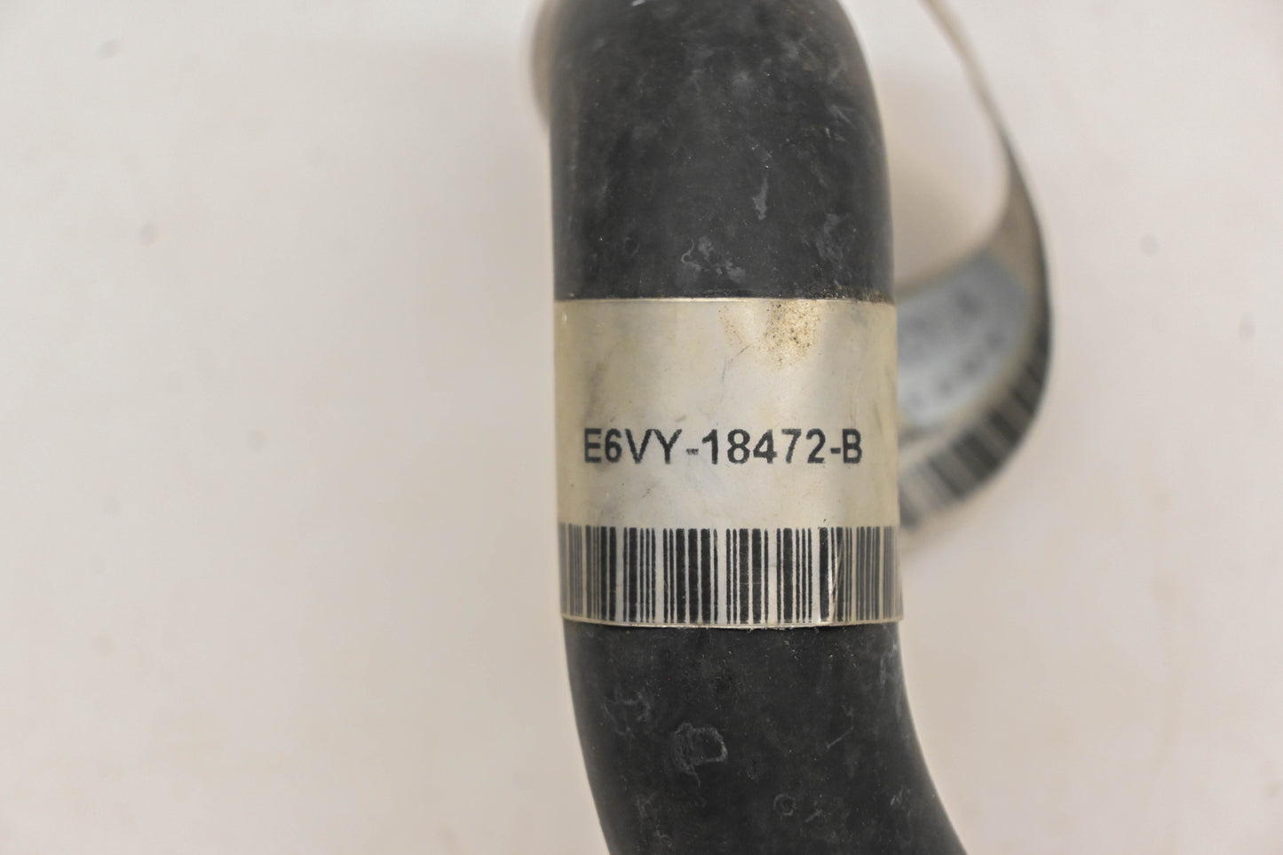 New OEM Ford E6VY-18472-B Heater Hose NOS