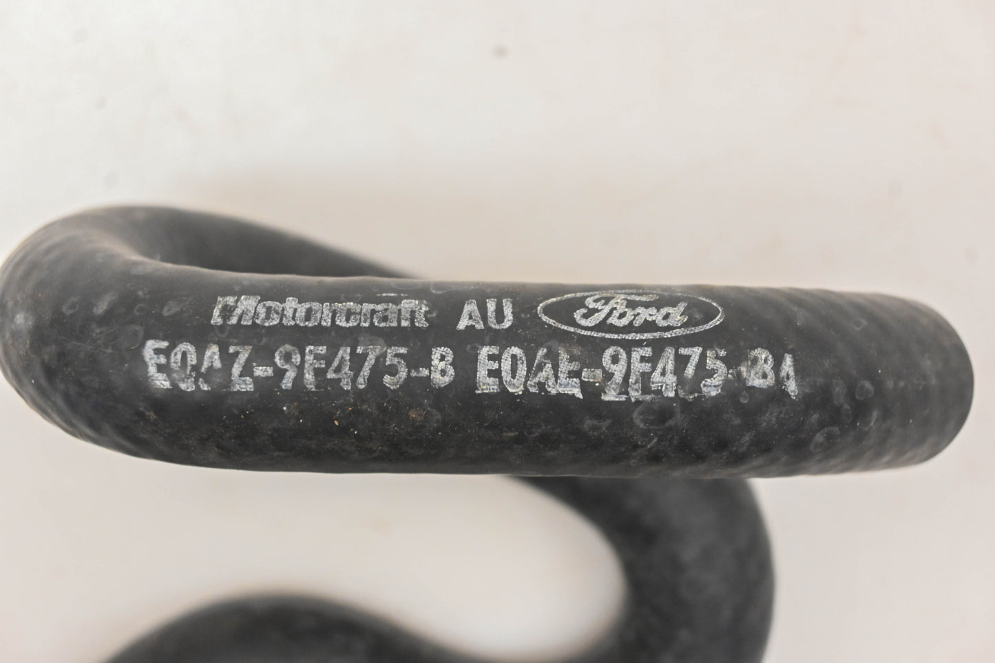 New OEM Ford E0AZ-9F475-B, E0AE-9F475-BA EGR Cooler Outlet Hose NOS