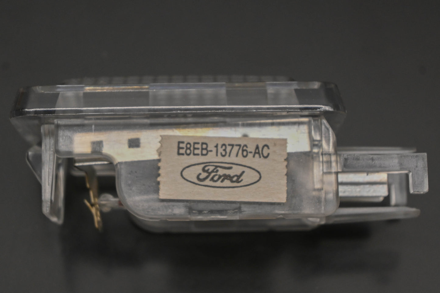New OEM Ford E8EB-13776-AC, E8DZ-13776-A Dome Light Assembly NOS
