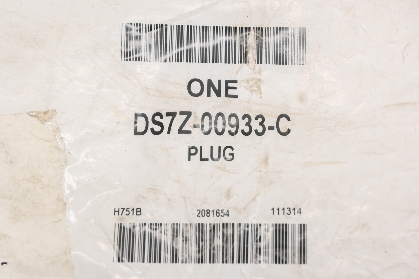 New OEM Ford DS7Z-00933-C, DS73-F201A16-BA Front Right Door Plug Panel NOS