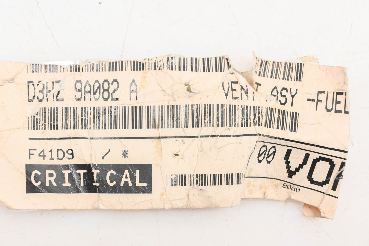 New OEM Ford D3HZ-9A082-A Fuel Tank Vent Fitting NOS