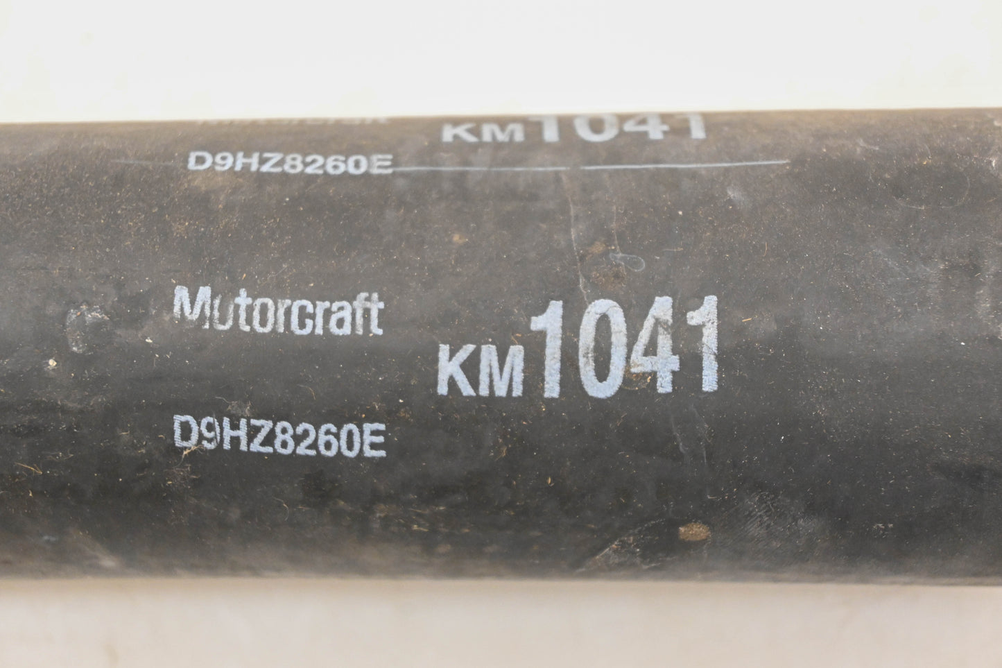 New OEM Motorcraft KM1041, D9HZ-8260-E, KM-1041 Radiator Coolant Hose NOS