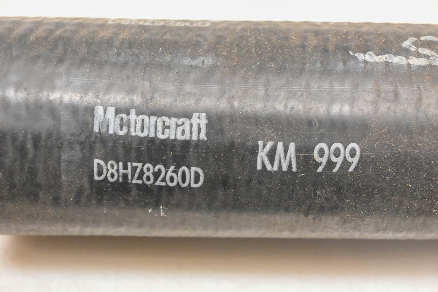 New OEM Motorcraft KM-999, D8HZ-8260-D, KM999 Radiator Coolant Hose NOS