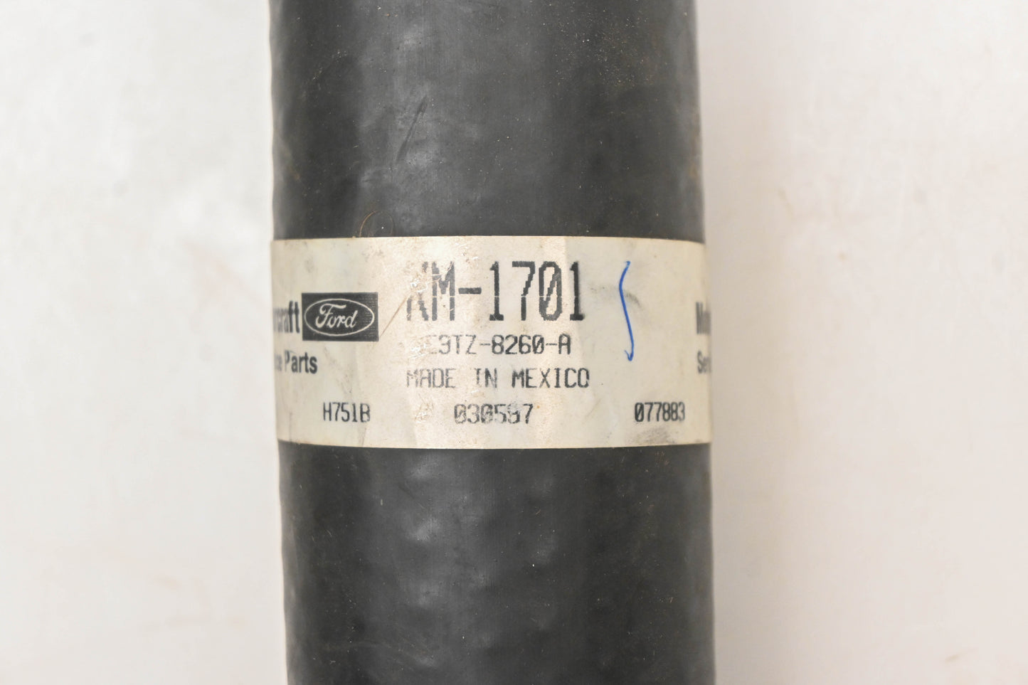 New OEM Motorcraft KM-1701, E9TZ-8260-A, KM1701 Radiator Coolant Hose NOS