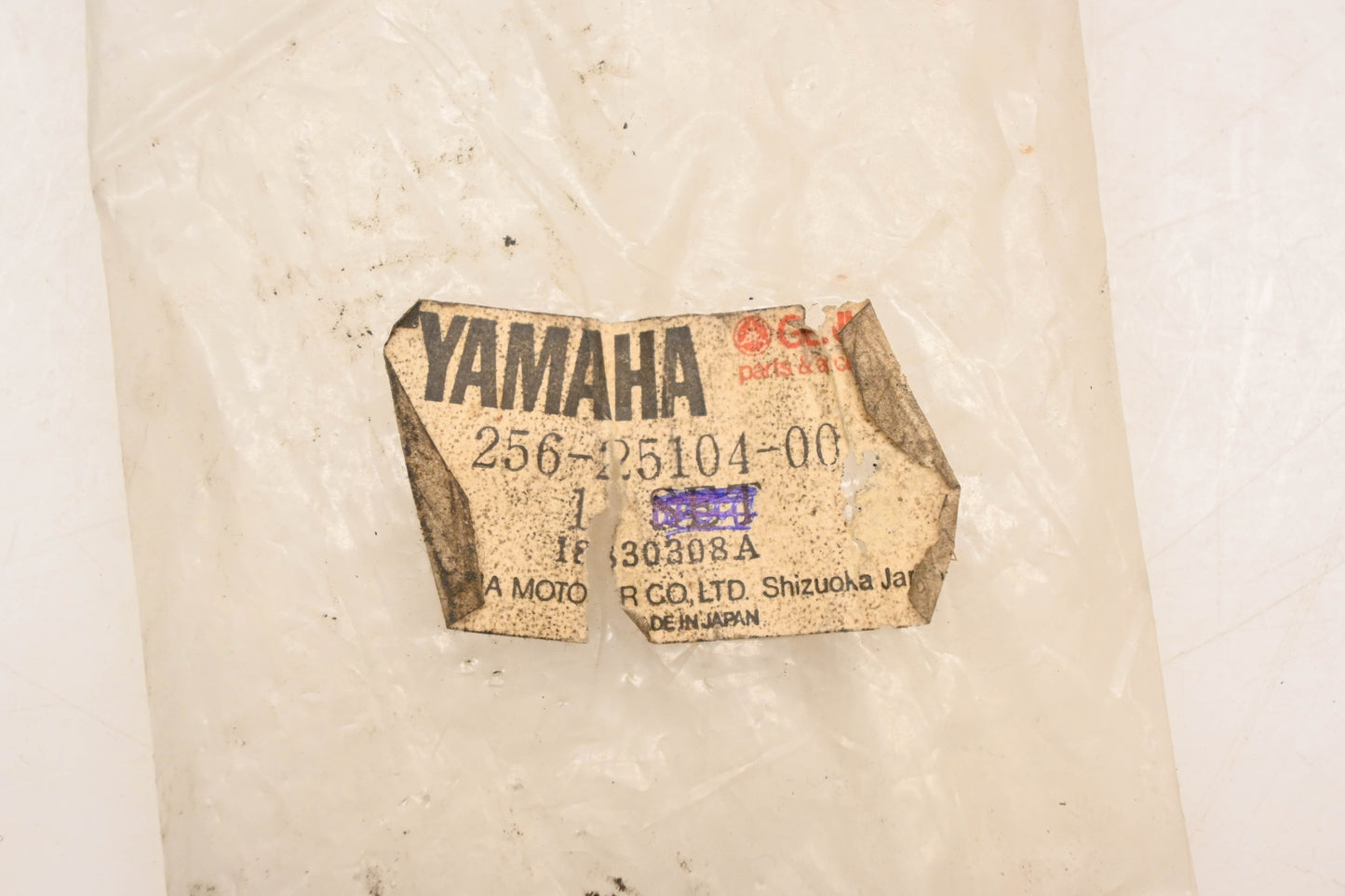 New OEM Yamaha 256-25104-00-00 Spoke Kit NOS