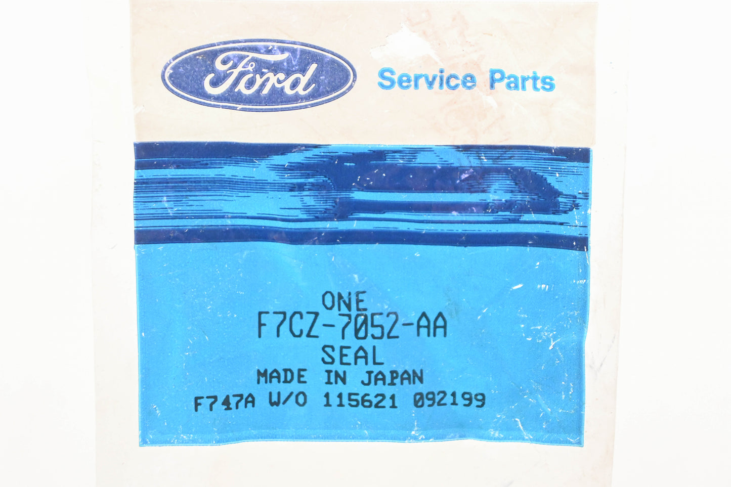 New OEM Ford F7CZ-7052-AA Input Shaft Seal NOS
