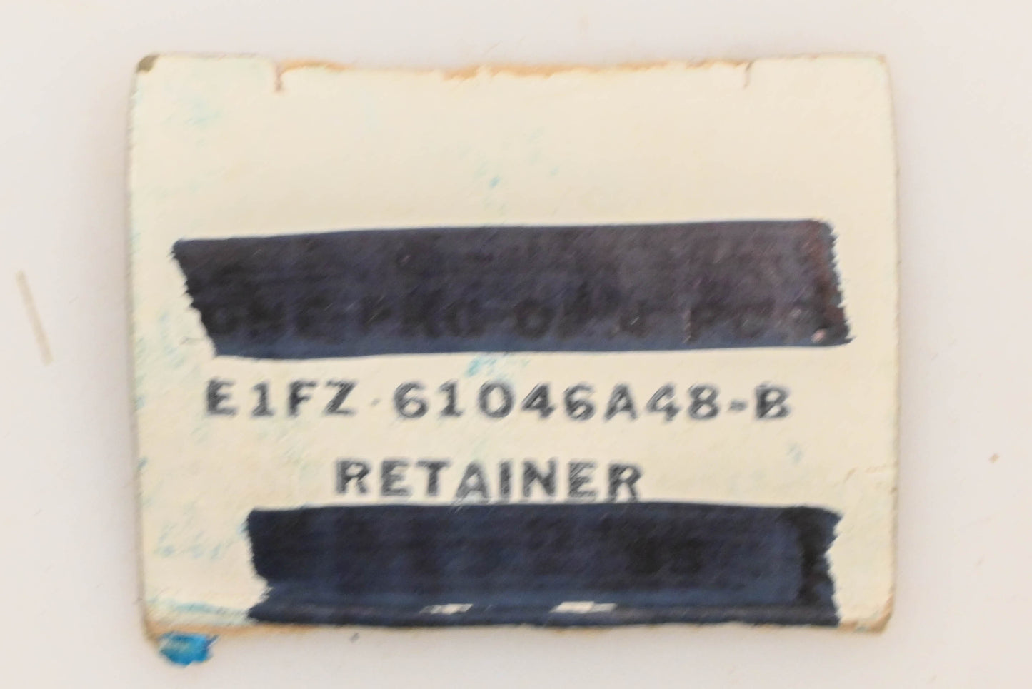 New OEM Ford E1FZ-61046A48-B Retainer Clip NOS
