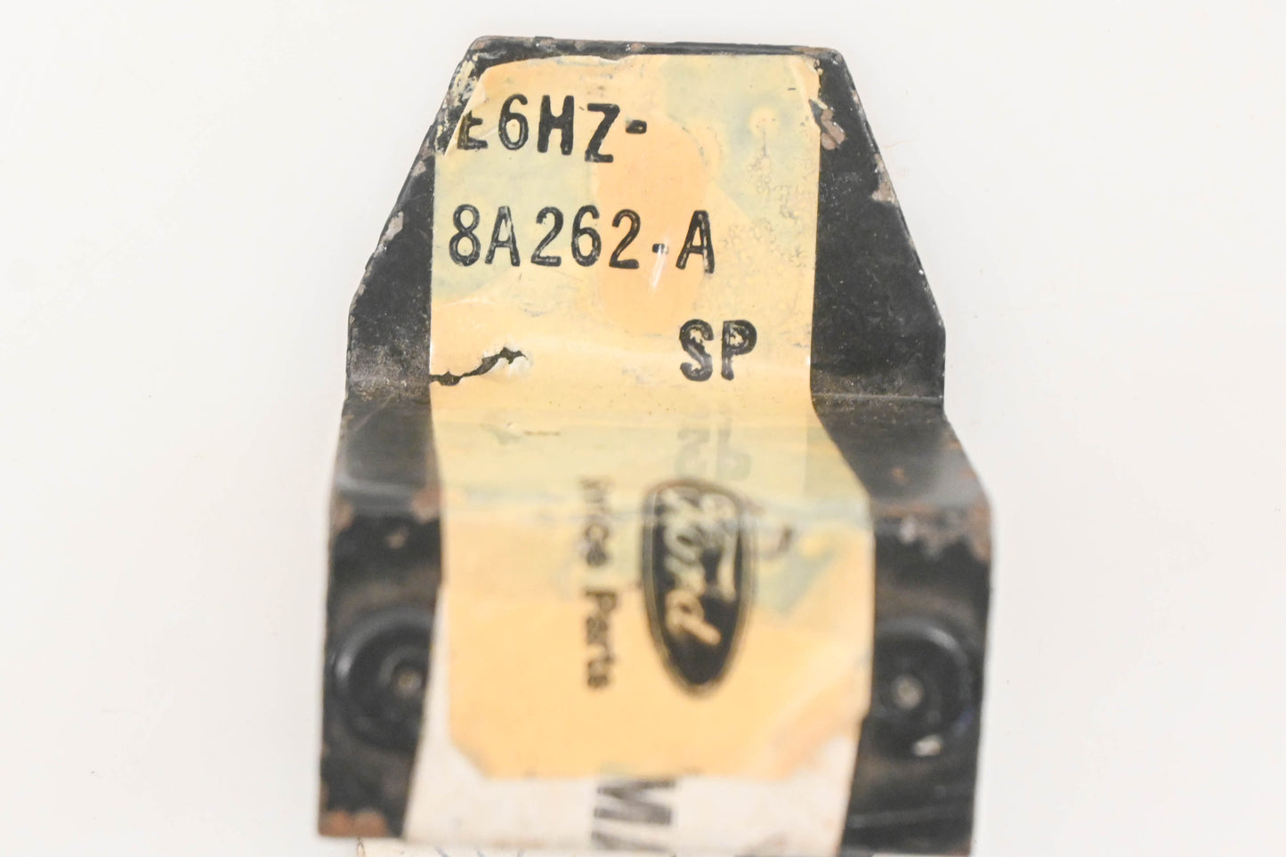 New OEM Ford E6HZ-8A262-A Center Radiator Grille Bracket NOS