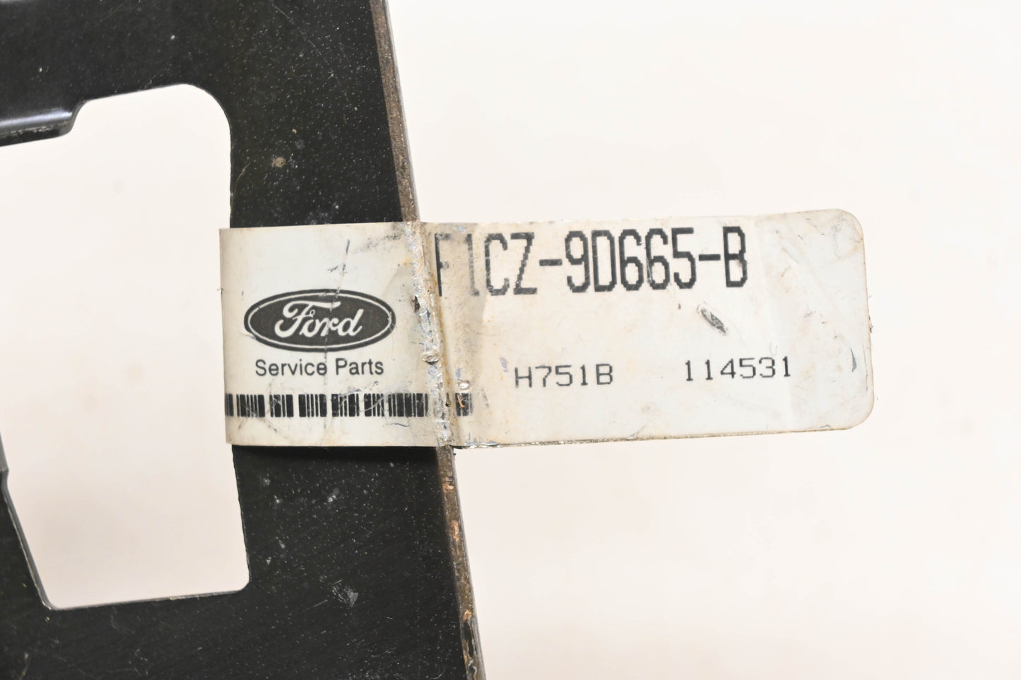 New OEM Ford F1CZ-9D665-B Vapor Cannister Bracket NOS